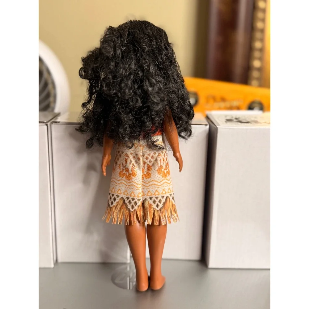 Disney Moana Fashion Doll Mattel 2022 Long Wavy Hair Island Outfit 11 inch